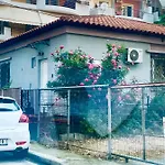 Close To Train Station * Larissa