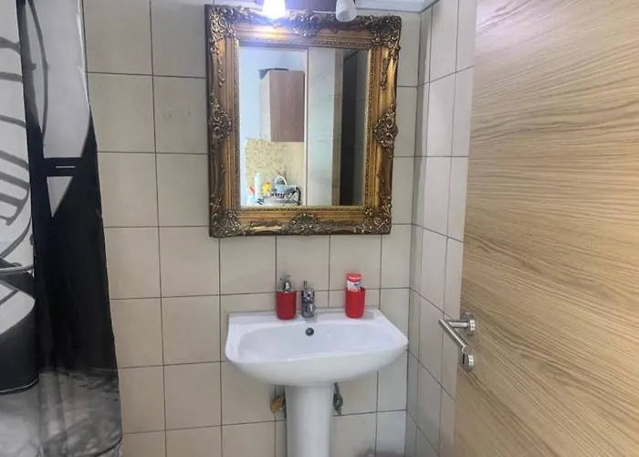 Apartamento Close To Train Station Larissa