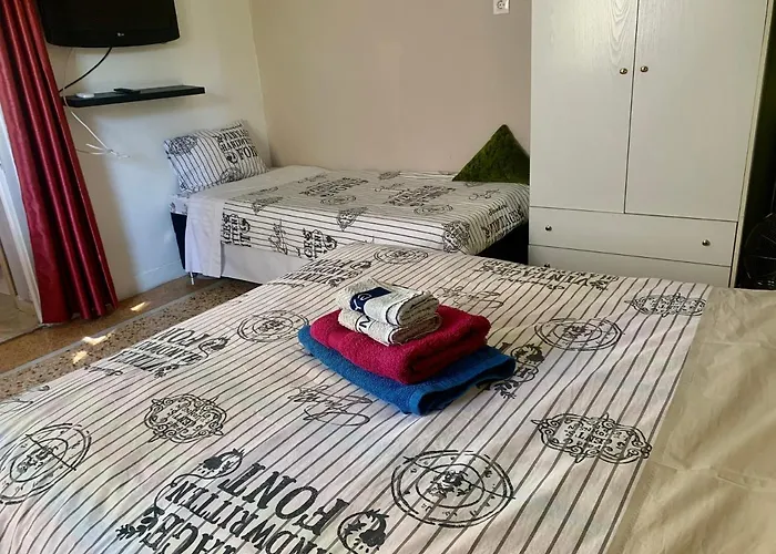 Apartamento Close To Train Station